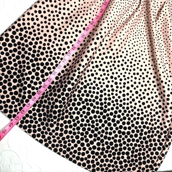 Cute dress ! - Picture 5 of 6